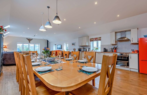 Pontesbury House | Black Lion Barn - Six Bedroom House, Sleeps 12
