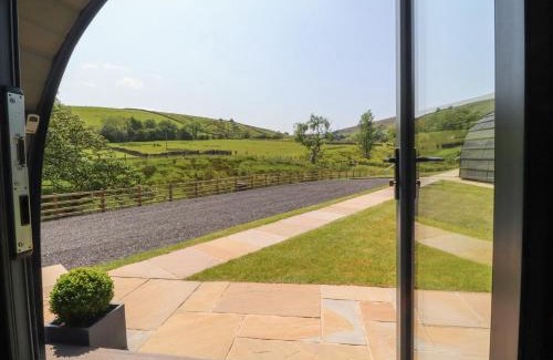 Fence House | Black Moss