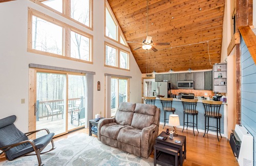 Old Fort House | Black Mountain & Asheville Relaxation! Waterfalls, Lakes, Hiking, Biking Trail!n