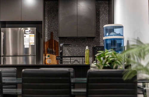 Coombs Apartment | Black Mountain Views In Coombs ACT