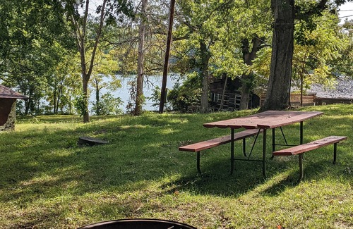 Buckingham Cabin | Black Oak Cabin - Lake Access & Pet Friendly