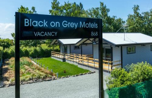 Geraldine Hotel | Black on Grey