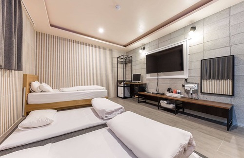 Gongju Hotel | Black Pearl Gongju
