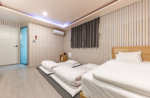 Gongju Hotel | Black Pearl Gongju