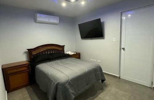 Guayama Apartment | Black Pearl