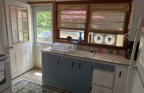 Gilman Cottage | Black Point Beach Club Cottage Rental