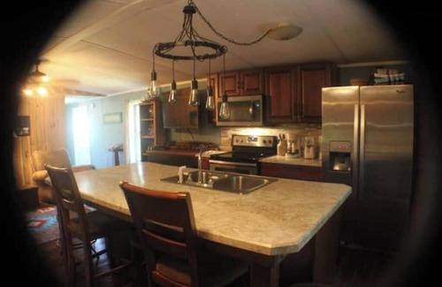 Gallatin County Cabin | Black Ridge Cabin LLC