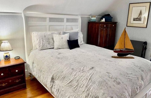 Tilton Bed & Breakfast | Black Swan Inn