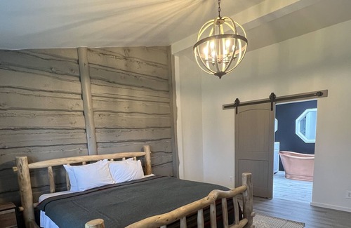 Lake George House | Black Tree Resort - The Ranch House