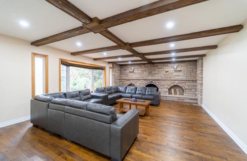 East Gwillimbury Villa | Black Water Golf Villa