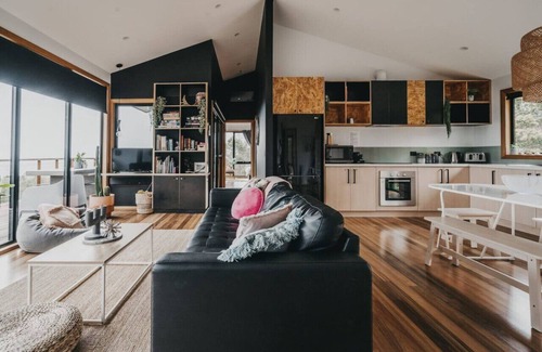 Four Mile Creek House | Black Wattle Coastal Retreat