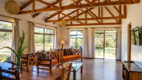 Baruti West Villa | Black Wattle House