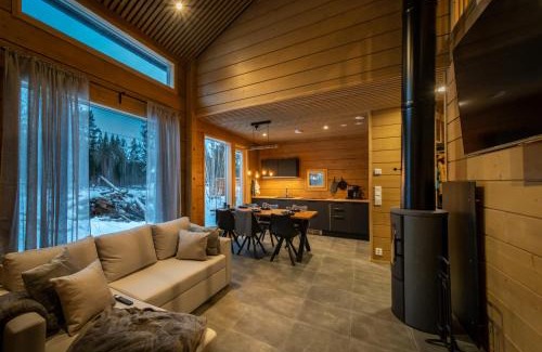 Sirkka Ski Chalet | Black Work Levi Aapa