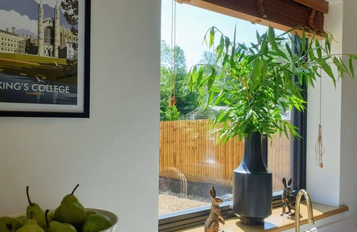 Howlett End House | Blackbarn Wood by Interhome