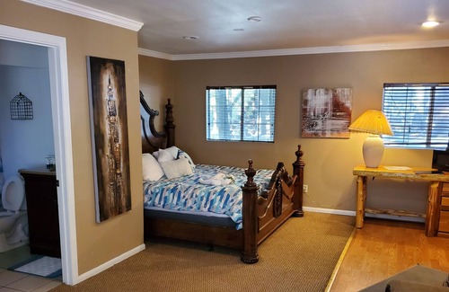 Twin Peaks Cabin | Blackbear Den at The Twin Peaks Lodge