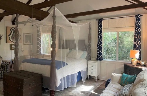 Townsend Cottage | Blackbeard Creek Cottage: Secluded & Waterfront