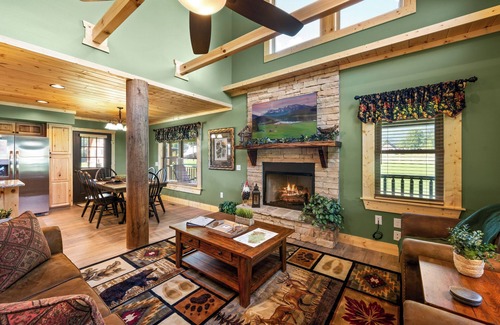 Maggie Valley Cabin | Blackberry Lodge ~ Fall Color ~ New Cabin by Willow Tree Cabins
