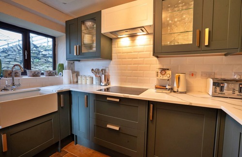 Buxton Cottage | Blackclough Farmhouse at Blackclough Farm