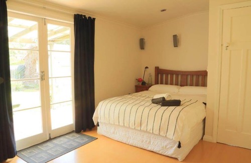 Ongarue Apartment | Blackfern cottage
