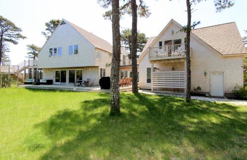 Wellfleet House | Blackfish Bungalow