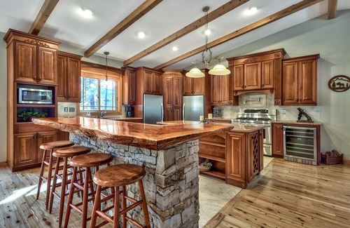 Tahoe Paradise House | Blackfoot Luxury Retreat - Hot Tub, Pool Table, 5BD/4BA, Pets, Deck
