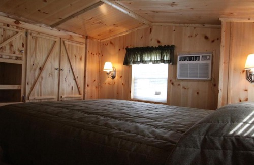 Milton Resort | Blackhawk RV Campground Loft Cabin 13