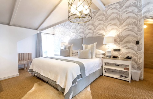 Three Anchor Bay House | Blackheath Lodge