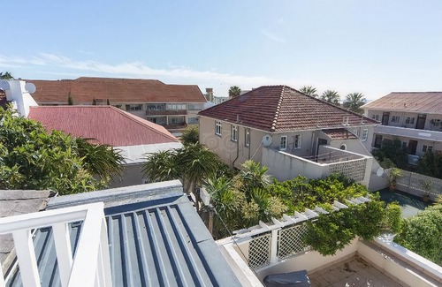 Three Anchor Bay Hotel | Blackheath Lodge