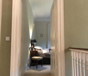 Abbeyleix House | Blackhill Woods Retreat