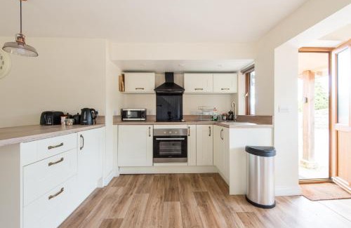 Birdlip Cabin | Blacklaines Annexe
