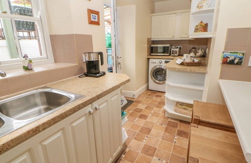 Appleby-in-Westmorland Cottage | BLACKSMITH COTTAGE, pet friendly in Appleby-In-Westmorland