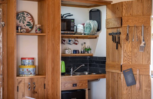 Kilnwick Apartment | Blacksmith's Shop - Luxury Cottages