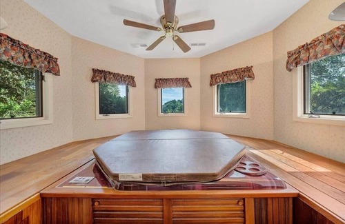 Wirtz House | Blackwater Castle w/Private Pool, Arcade, Hot Tub