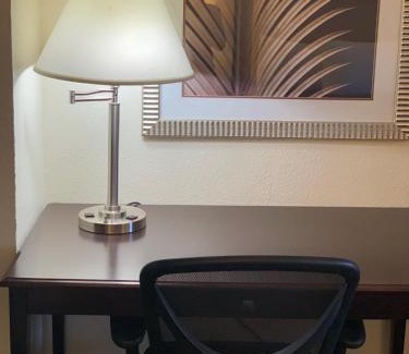 Harold Hotel | Blackwater Inn Milton