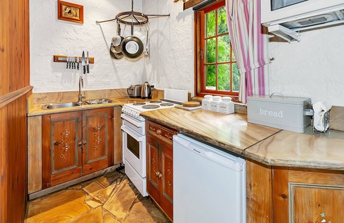 Mole Creek Cottage | Blackwood Park Cottages