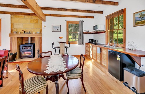 Mole Creek Cottage | Blackwood Park Cottages