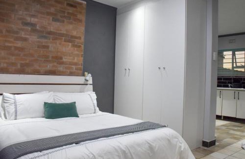 Trawal Apartment | Blade Flatlet