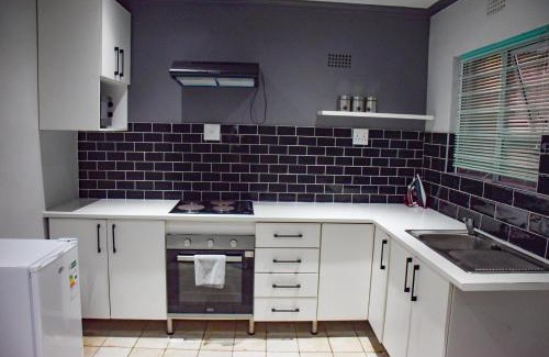 Trawal Apartment | Blade Flatlet