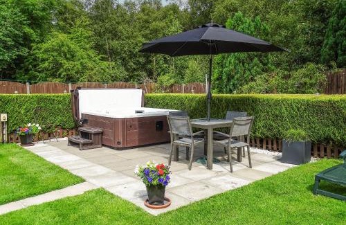 Johnstonebridge House | Blaeberry Cottage - 28061