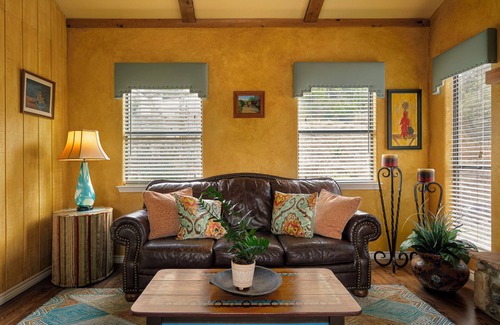 Wimberley Bed & Breakfast | Blair House Inn
