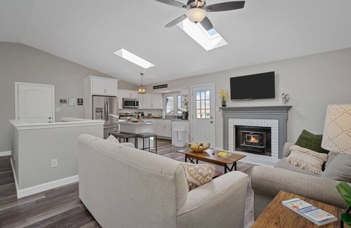 St. Peters House | Blair's House - Game Room - Long Stays Welcome