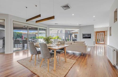 Moama House | Blair Street - Luxury Home with Pool and Theatre