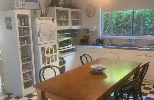 Blairgowrie House | Blairgowrie cottage by the sea, private and tranquil.
