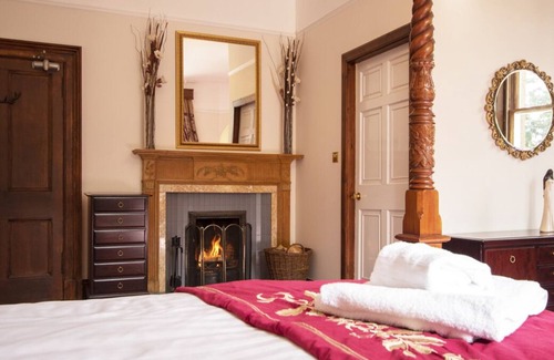 Murthly Villa | Blairgowrie Manor - Fifteen Bedroom Villa, Sleeps 33