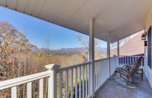 Blairsville House | Blairsville Mansion with Hot Tub, Casino and Games!