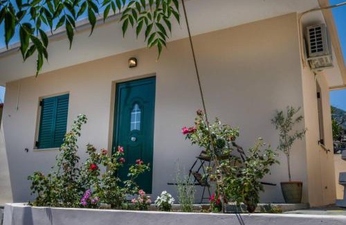 Methana Apartment | Blanca Serenidad Luxury Apartment