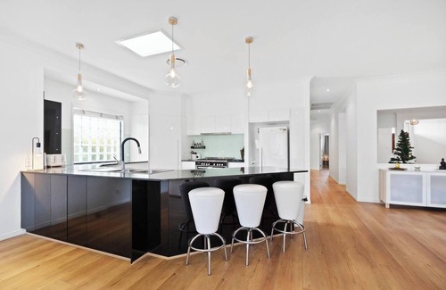 Coomera House | Blanco Pool House Splash and Relax with Family