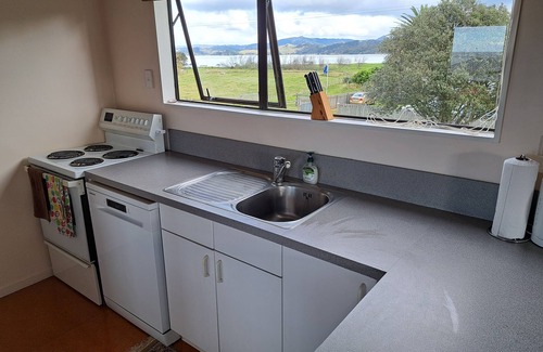 Whangaruru House | Bland Bay Bach