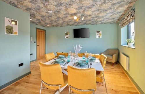 Easton Apartment | Blandford - 1 Bedroom Luxury Apartment by Mint Stays