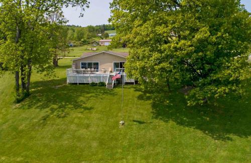 Hammondsport House | Blarney Bay on Waneta Lake
